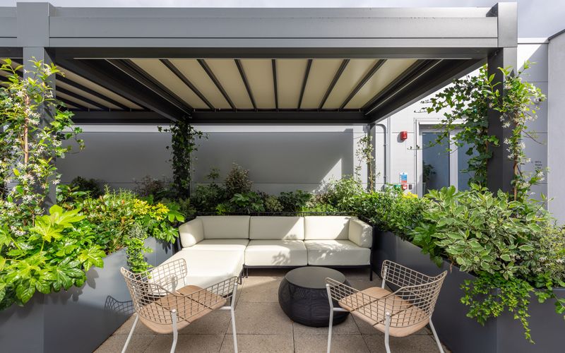 Cathedral Approach, Manchester Image 5