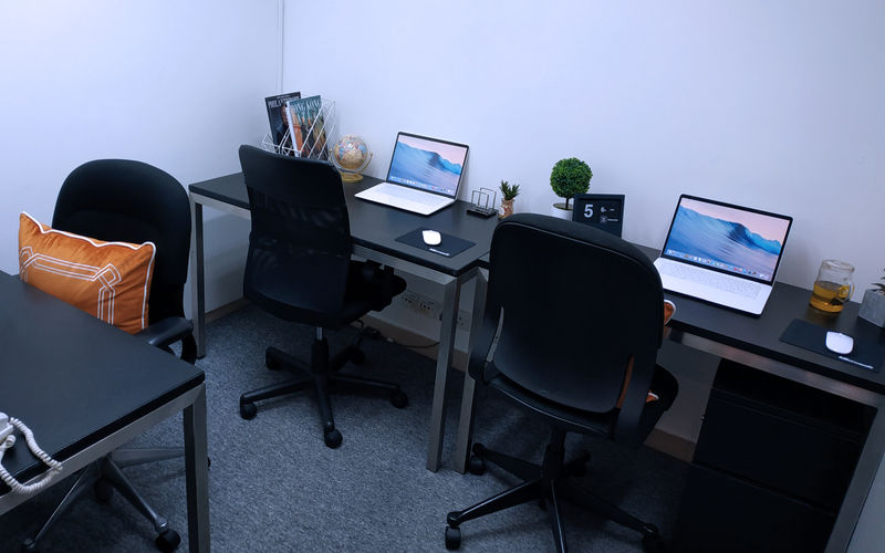 505-511 Hennessy Road, Causeway Bay Image 1
