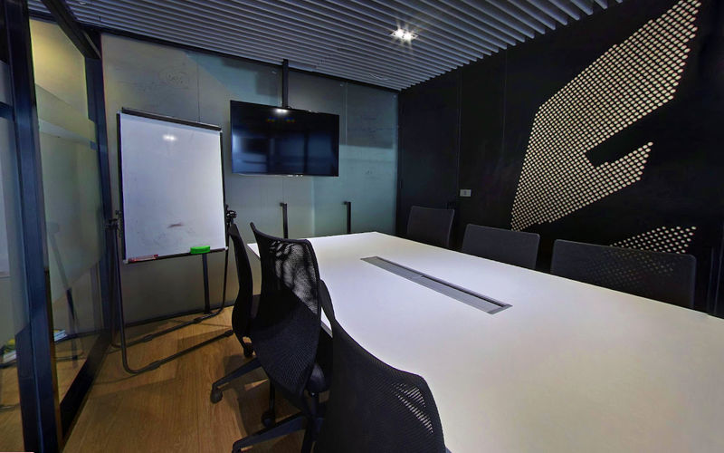 219 Soi Sukhumvit 21, Bangkok Image 4