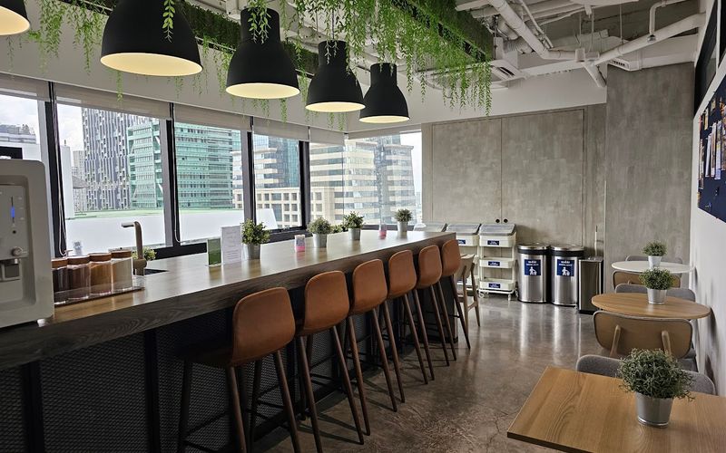 92 North Sathorn Road, Bangkok Image 8