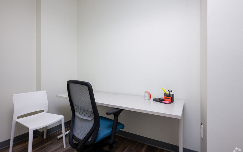 806 Green Valley Rd, Greensboro Image 12