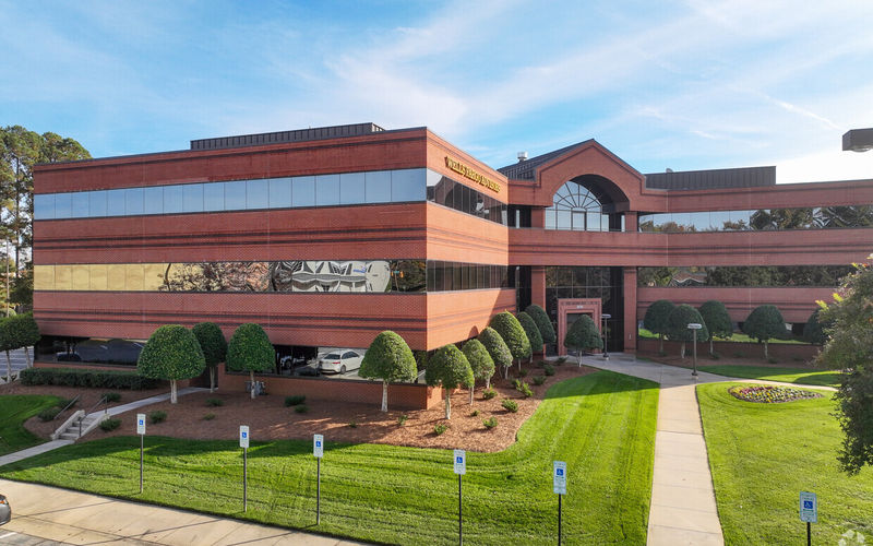 806 Green Valley Rd, Greensboro Image 13