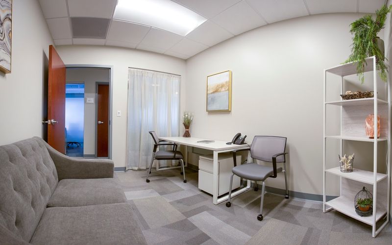 180 State St, Southlake Image 1