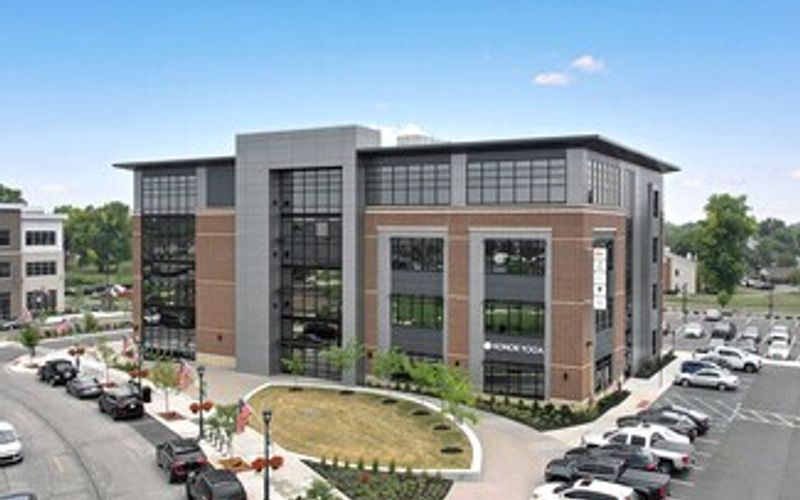 11 Municipal Drive, Fishers Image 7