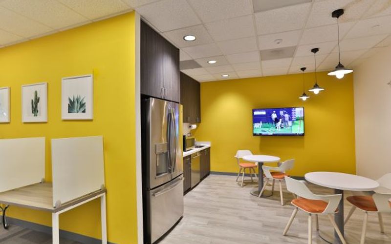 8609 Westwood Center Dr, Tysons Image 1