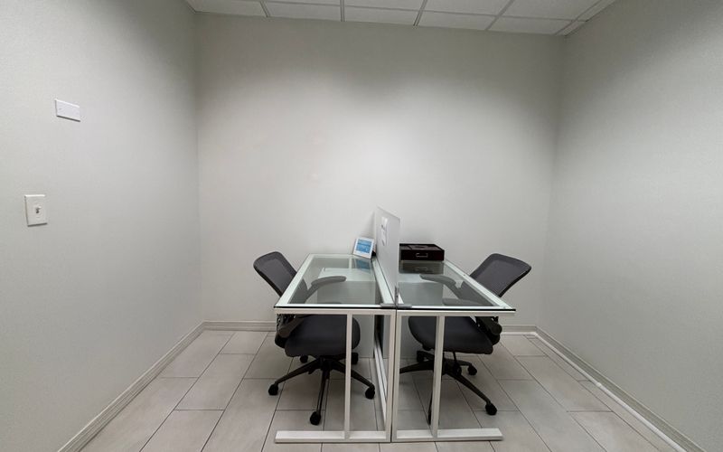 8433 Enterprise Circle, Lakewood Ranch Image 1