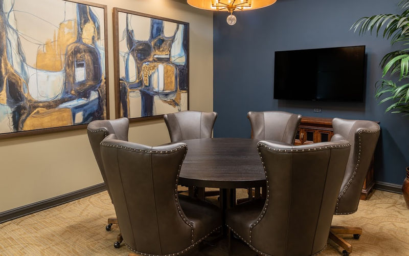 1095 Evergreen Cir, The Woodlands Image 1