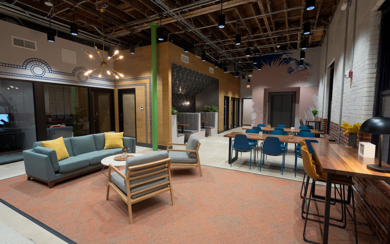 211 East Main Street, Lakeland Image 4