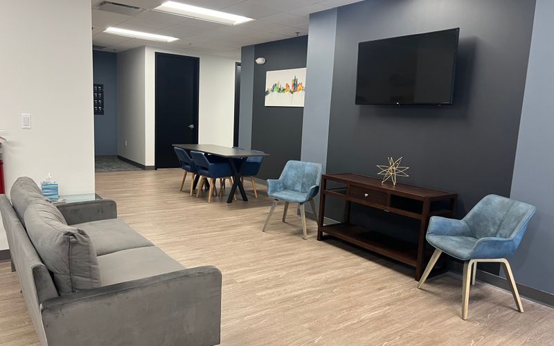 880 W Long Lake, Troy Image 6