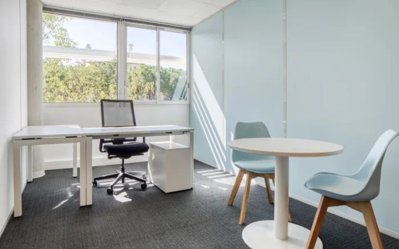 252 Ratchadaphisek Road Huay Kwang District, Bangkok Image 2