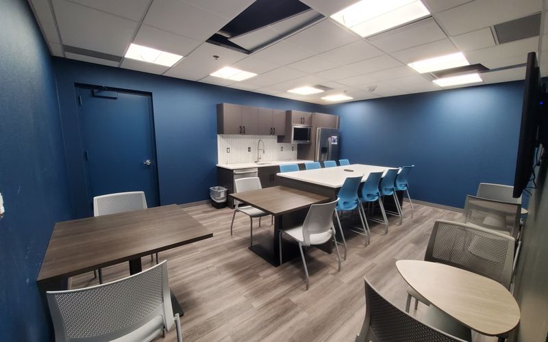 755 W Big Beaver Rd, Troy Image 15