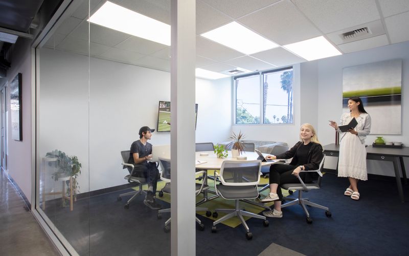 6600 Sunset Blvd, Los Angeles Image 9