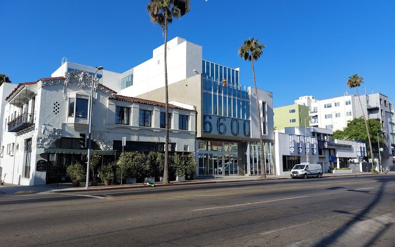 6600 Sunset Blvd, Los Angeles Image 17