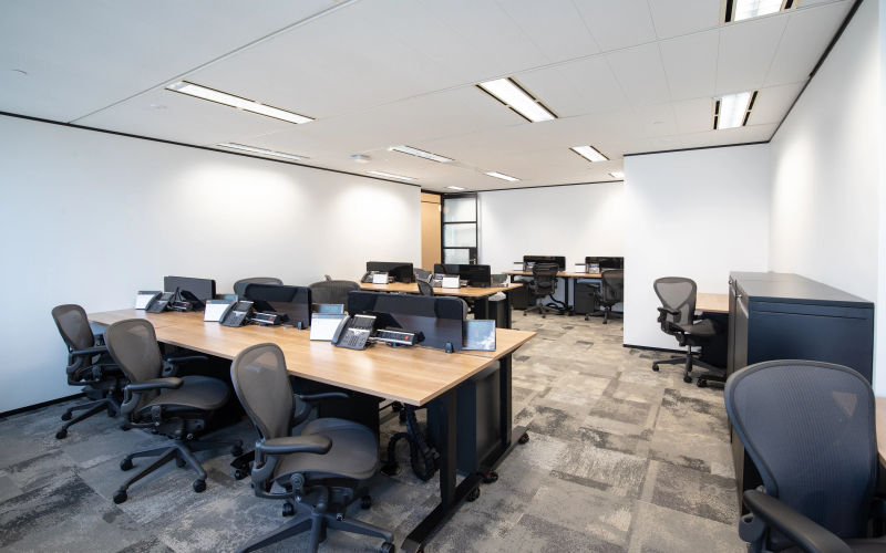 26 Des Voeux Road Central Central, Hong Kong Island Image 1