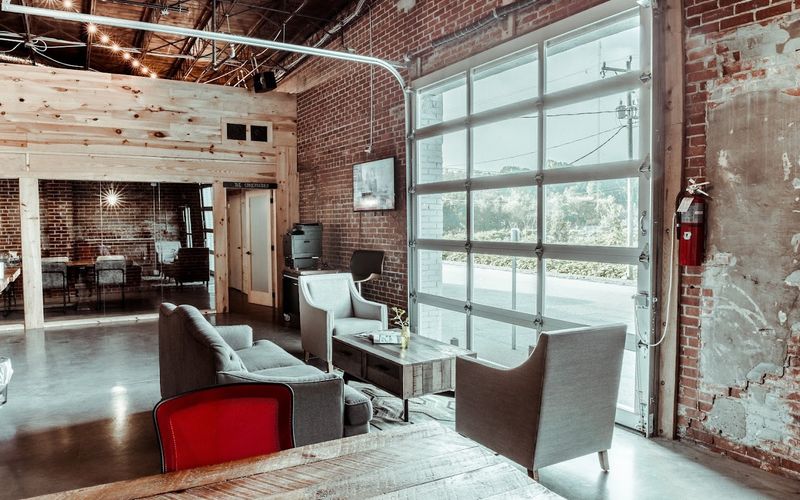 25 Delano Dr, Greenville Image 2