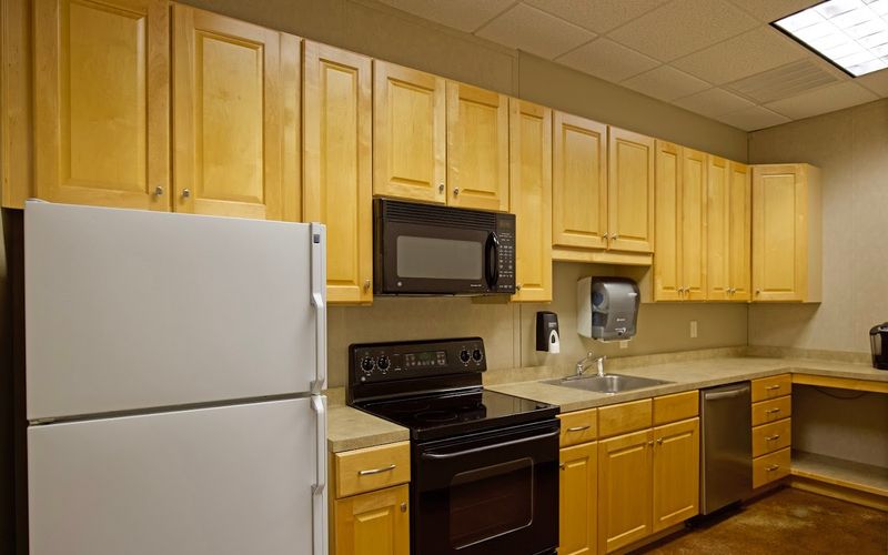 140 Towerview Ct, Cary Image 3