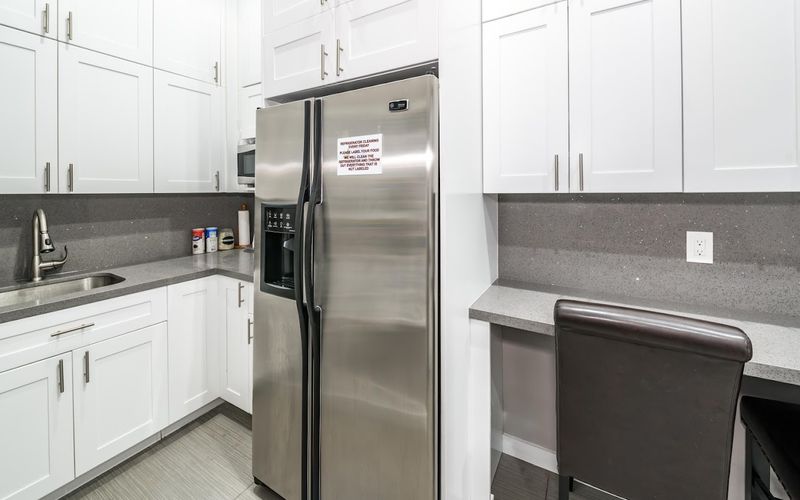 1946 Tyler St, Hollywood Image 9