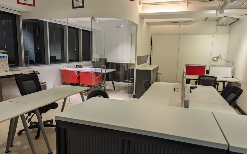 237 Queen's Road Central, Sheung Wan Image 1