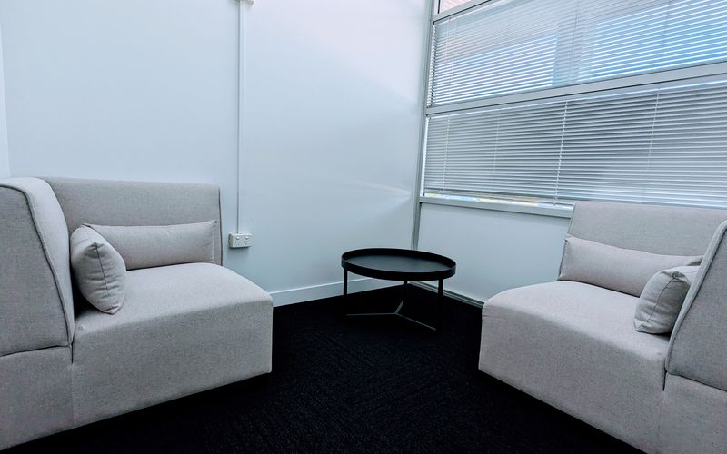 66 Commercial Drive, Shailer Park Image 2