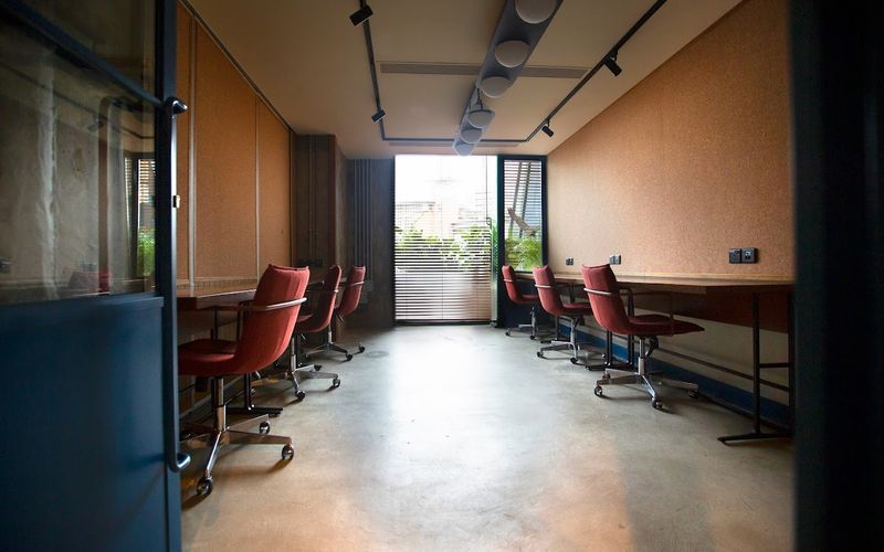 380 Nathan Road, Jordan Image 1