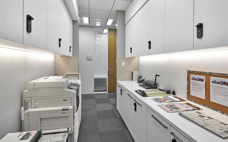 6-2-31 Roppongi, Minato-ku Image 9