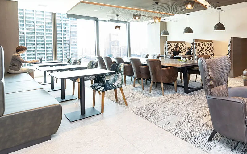 2-4-1 Hamamatsucho, Minato-ku Image 2