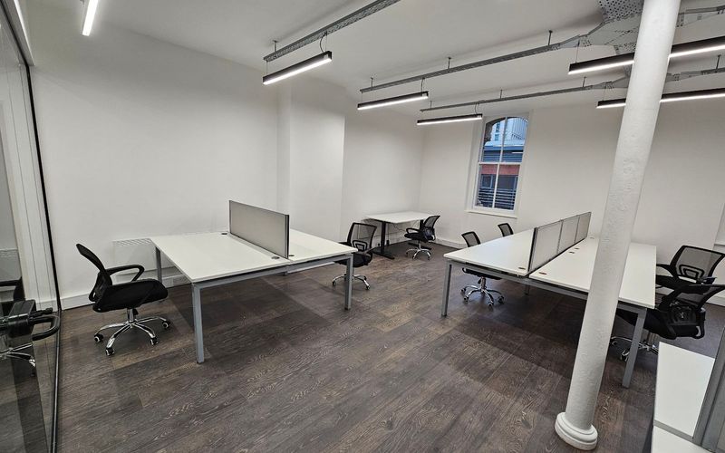 109 Portland Street, Manchester Image 5