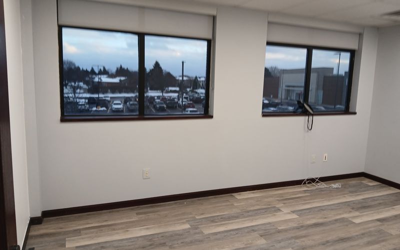 13854 Lakeside Circle, Sterling Heights Image 11