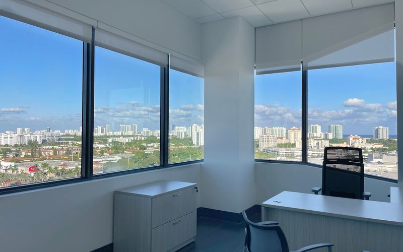 19790 W Dixie Hwy, Aventura Image 4