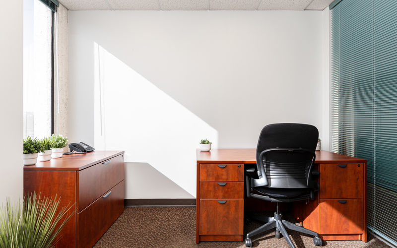 999 West Broadway, Vancouver Image 7