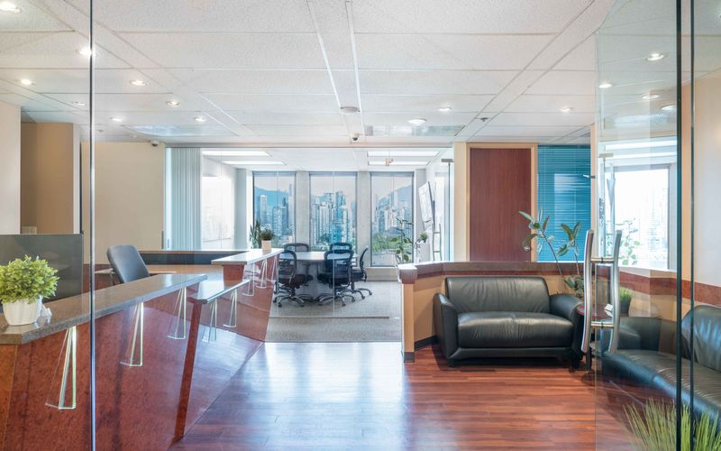 999 West Broadway, Vancouver Image 3