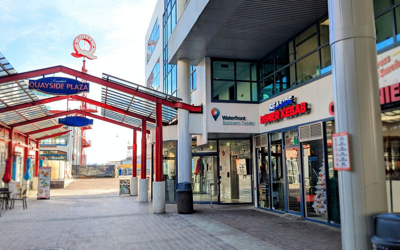 145 Chadwick Court, North Vancouver Image 16