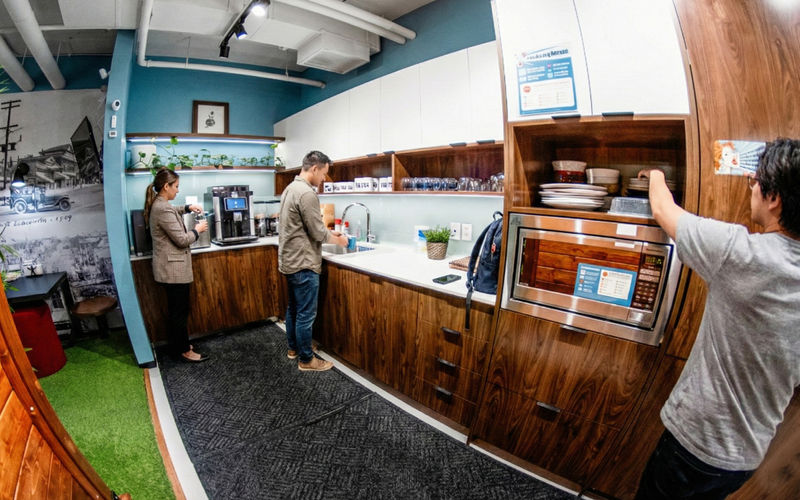 252 Esplanade West, North Vancouver Image 16