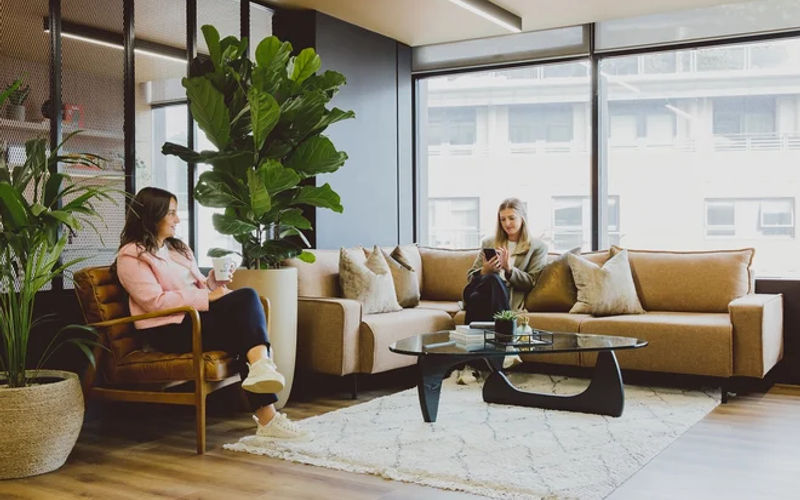 326-328 High Holborn, Greater London Image 3