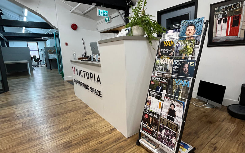 1824 Store Street, Victoria Image 6