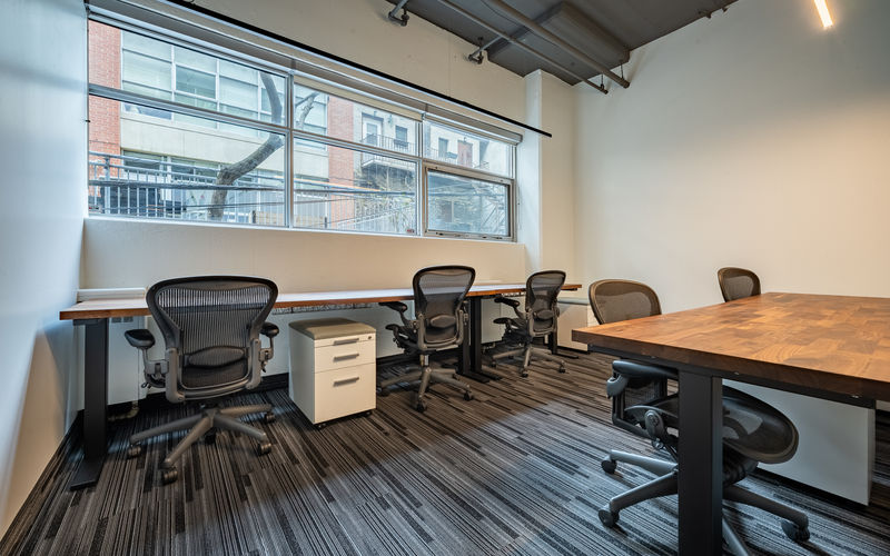 410 Adelaide Street West, Toronto Image 25