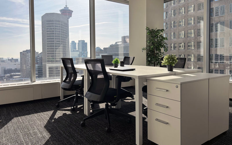 324 8th Avenue Sw, Calgary, 3 DESKS 324 8th Avenue Sw, Calgary Image 1