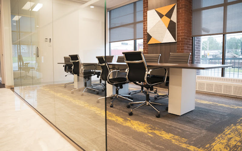 2355 King Street West, Sherbrooke Image 5