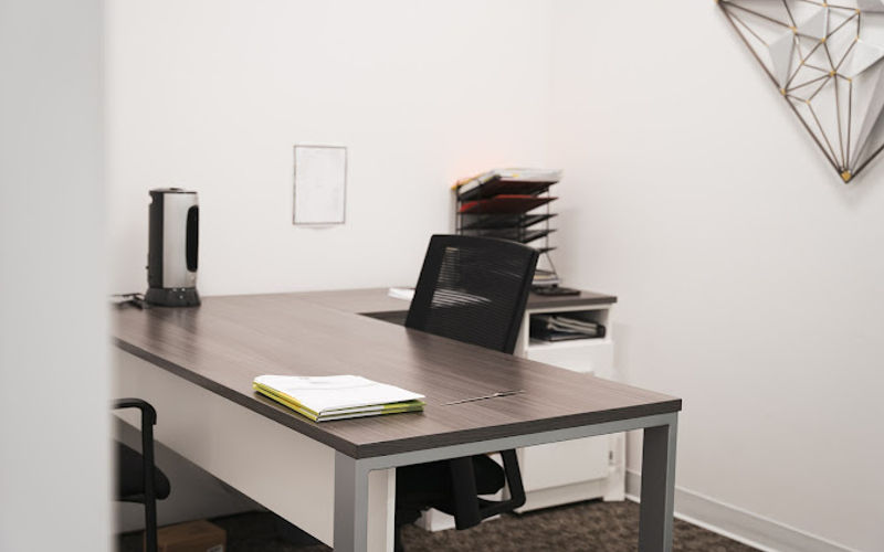 2355 King Street West, Sherbrooke Image 2