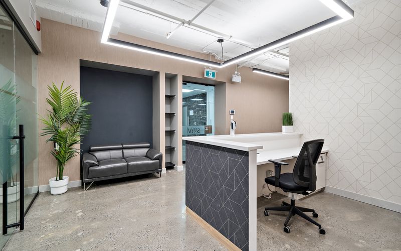 4950 Queen Mary Rd, Montreal Image 1