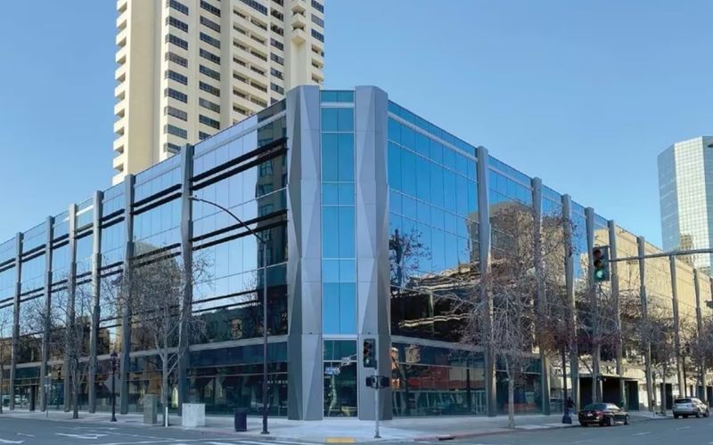 770 First Avenue, San Diego Image 5