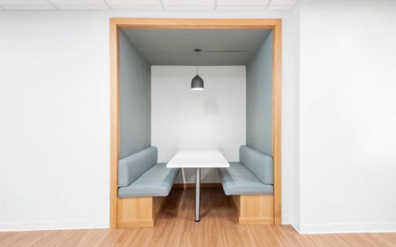 396 Cooper St, Ottawa Image 4