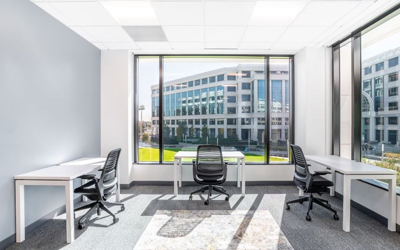 2450 Colorado Avenue, Santa Monica Image 4