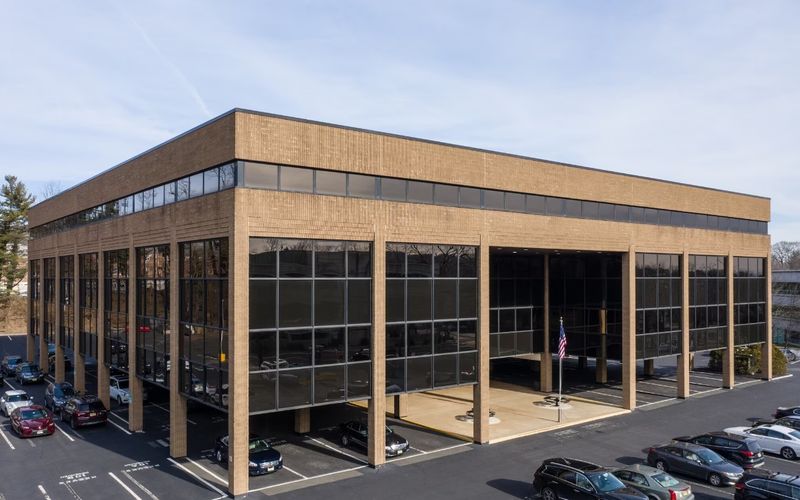 830 Morris Tpke, Short Hills Image 9