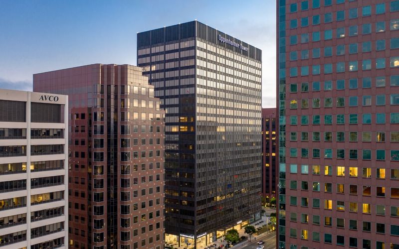 10880 Wilshire Blvd, Los Angeles Image 9