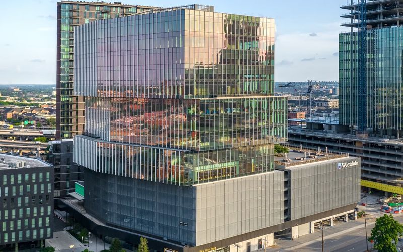 2550 Pacific Avenue, Dallas Image 8