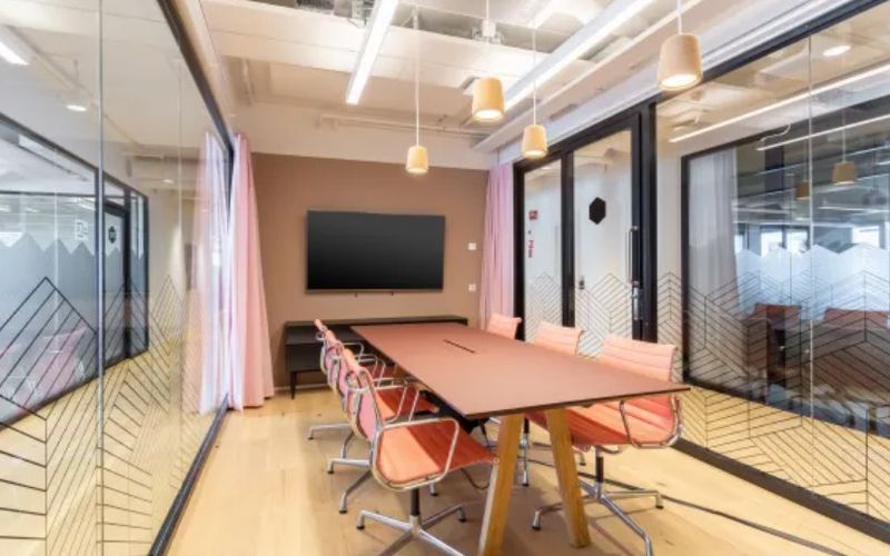 8024 Glenwood Ave, Raleigh Image 2