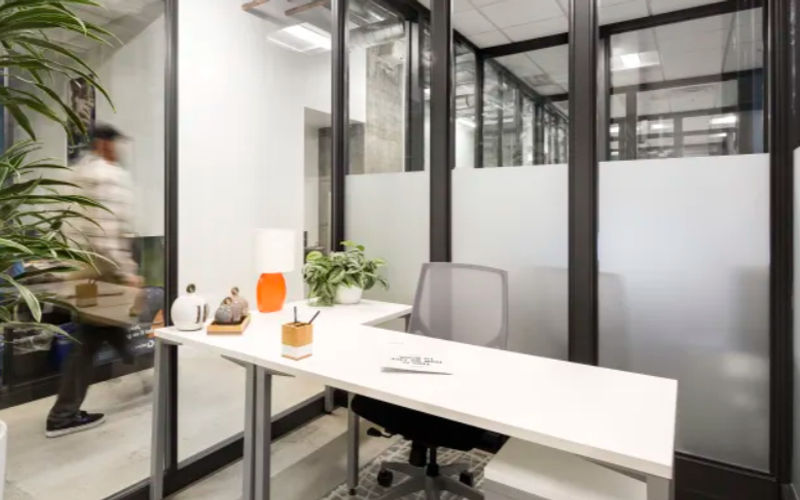 1220 River Bend Dr, Dallas Image 2