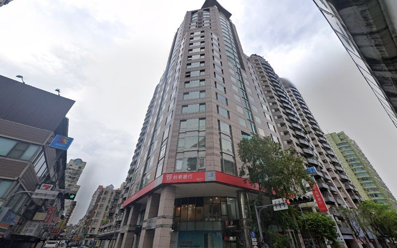 218 Section 1 Wenxin South Road, Taichung City Image 8