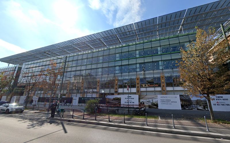 Via Monte Rosa 91, Milan Image 8